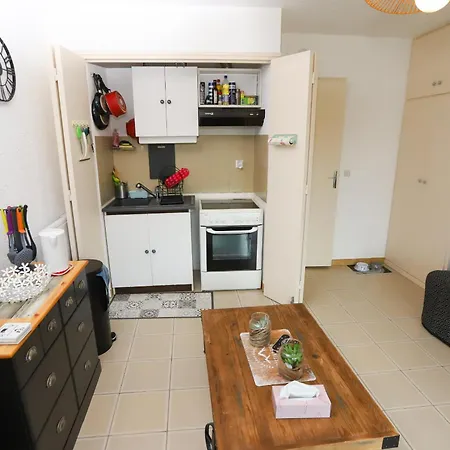 St Cyprien Moderne Et Confortable Proche Du Port 아파트 *
